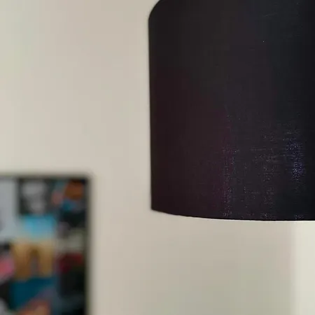 T H E Blacktagon Frankfurt-southside Apartment